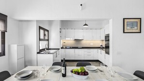 Dining - Casa Nadal | Holiday Home in Playa Honda - Lanzarote (Playa Honda)