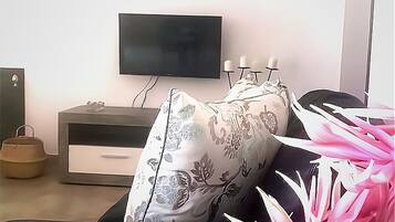 House | 3 bedrooms, bed sheets