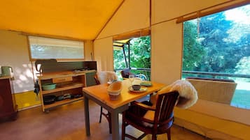 Tent | Dining