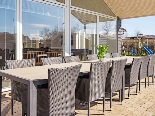 Tranquil Retreat Near Beach