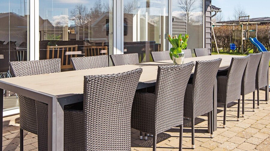 Tranquil Retreat Near Beach