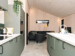 House | Interior - 4 Star Holiday Home in Glesborg (Glesborg)