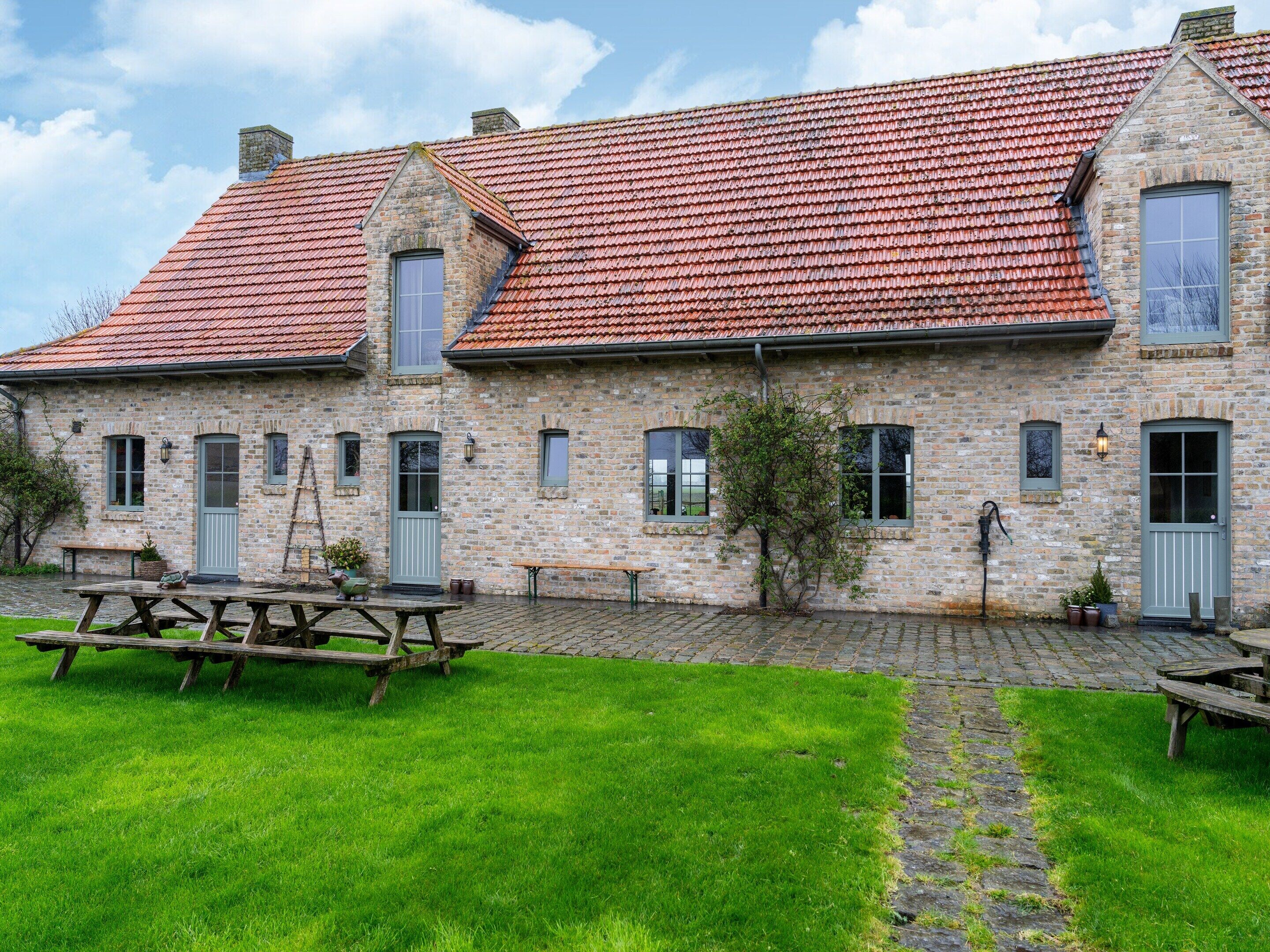 Villa | Exterior