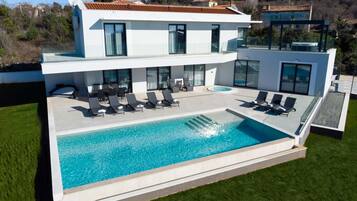 House | Pool | Outdoor pool