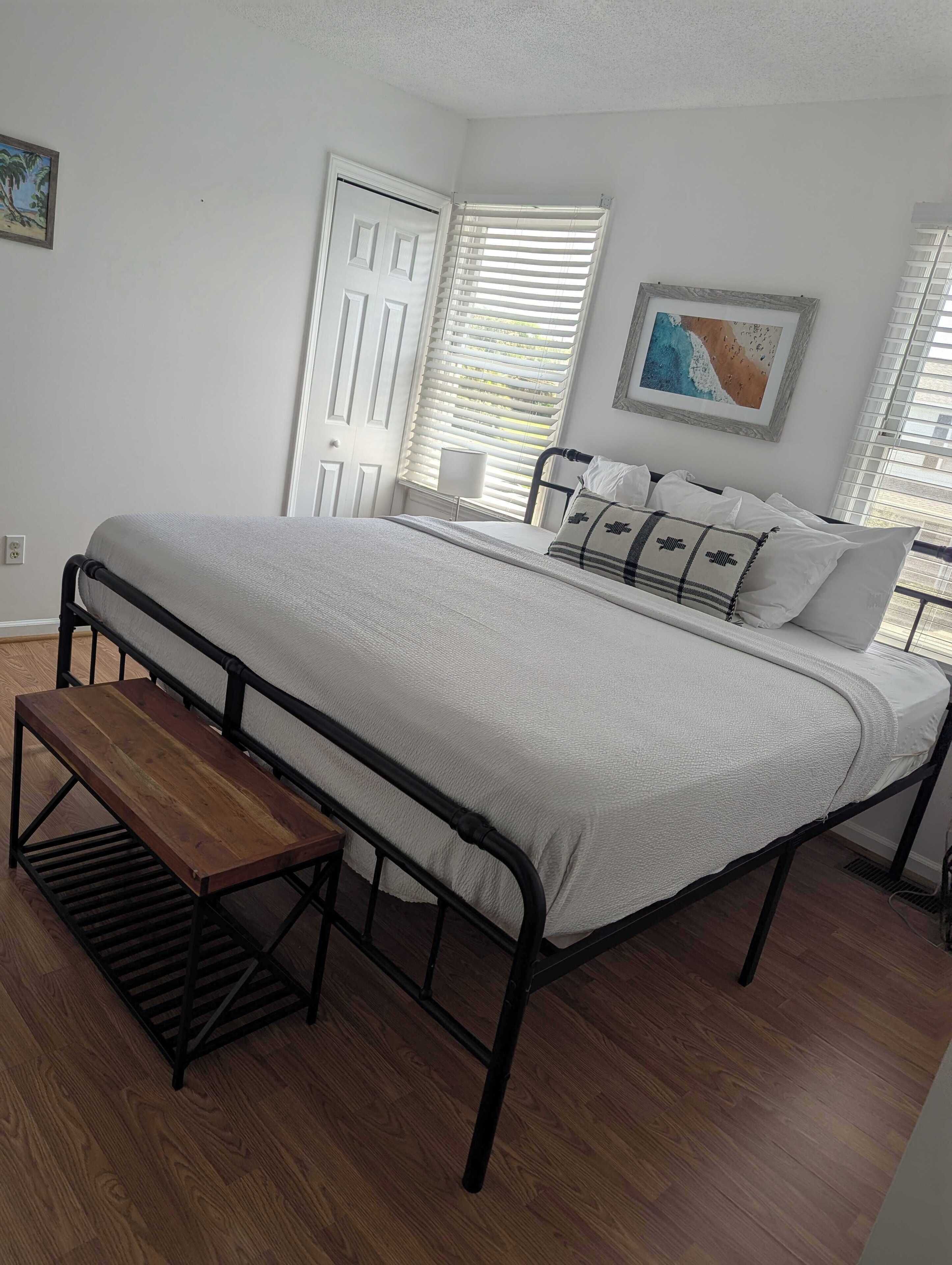 2 chambres, fer et planche à repasser, Wi-Fi gratuit, draps fournis