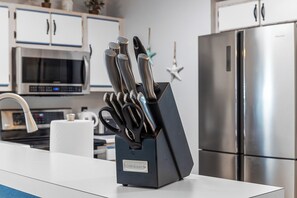 Private kitchen - GreenLinks 3BR Getaway (Myrtle Beach)