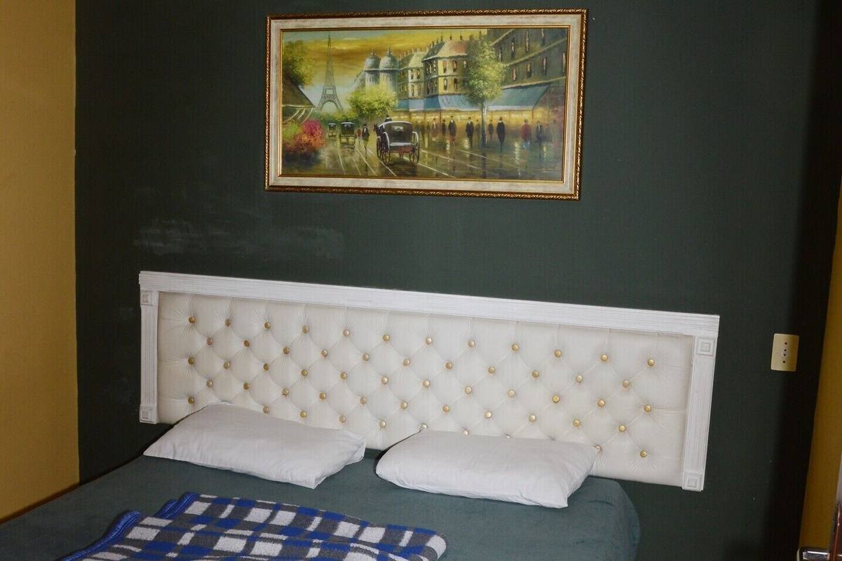 Honeymoon Room | Individually decorated, desk, iron/ironing board, free WiFi