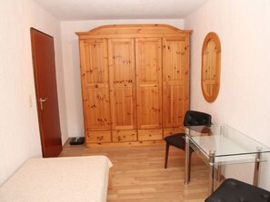 Apartment | 1 bedroom, individually furnished