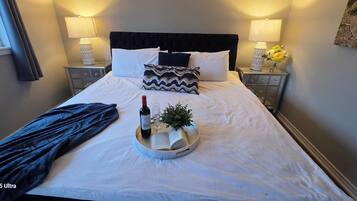 4 bedrooms, iron/ironing board, free WiFi, bed sheets