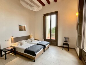 2 chambres, ameublement personnalisé, draps fournis