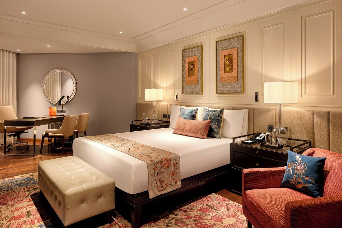 Ropa de cama de alta calidad y minibar 