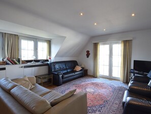 Living area - Ter Streep 0201 Apartment Near the Beach (De Haan)