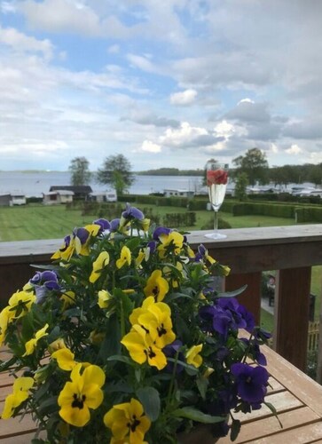 Holiday Apartment Pure Lake View