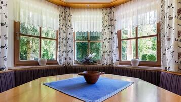 Apartemen | Tempat makan