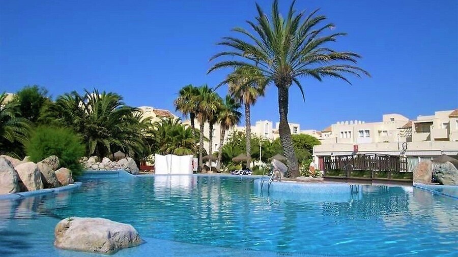 Belvilla by OYO Macael Bajo 204