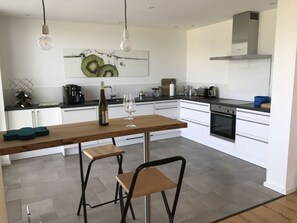 Căn hộ | Bếp riêng | Lò nướng, ấm điện, lò nướng bánh mì