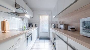 House | Private kitchen | Oven