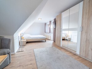 House | 5 bedrooms, individually furnished, iron/ironing board - Liam Comfortable Holiday Residence (Büsum)