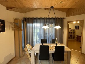 Dining - Holiday Apartment Kromer (Sasbach am Kaiserstuhl)