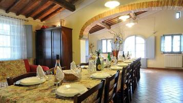 House | Dining
