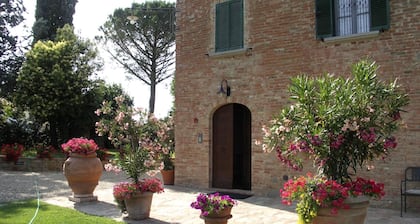 Elegant Castle Stay With Pool