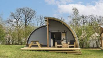 Tent | Exterior