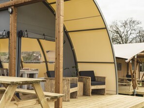 Tent | Exterieur