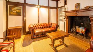 House | Living room