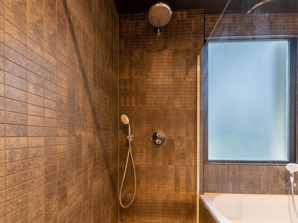 House | Bathroom