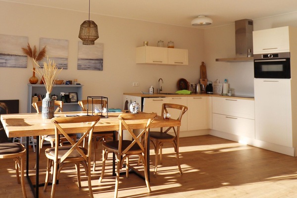 Apartment | Dining