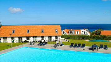 ํ์ฐ์ค | ์ธ๊ด