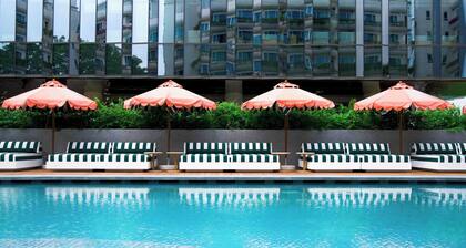 The Standard, Singapore