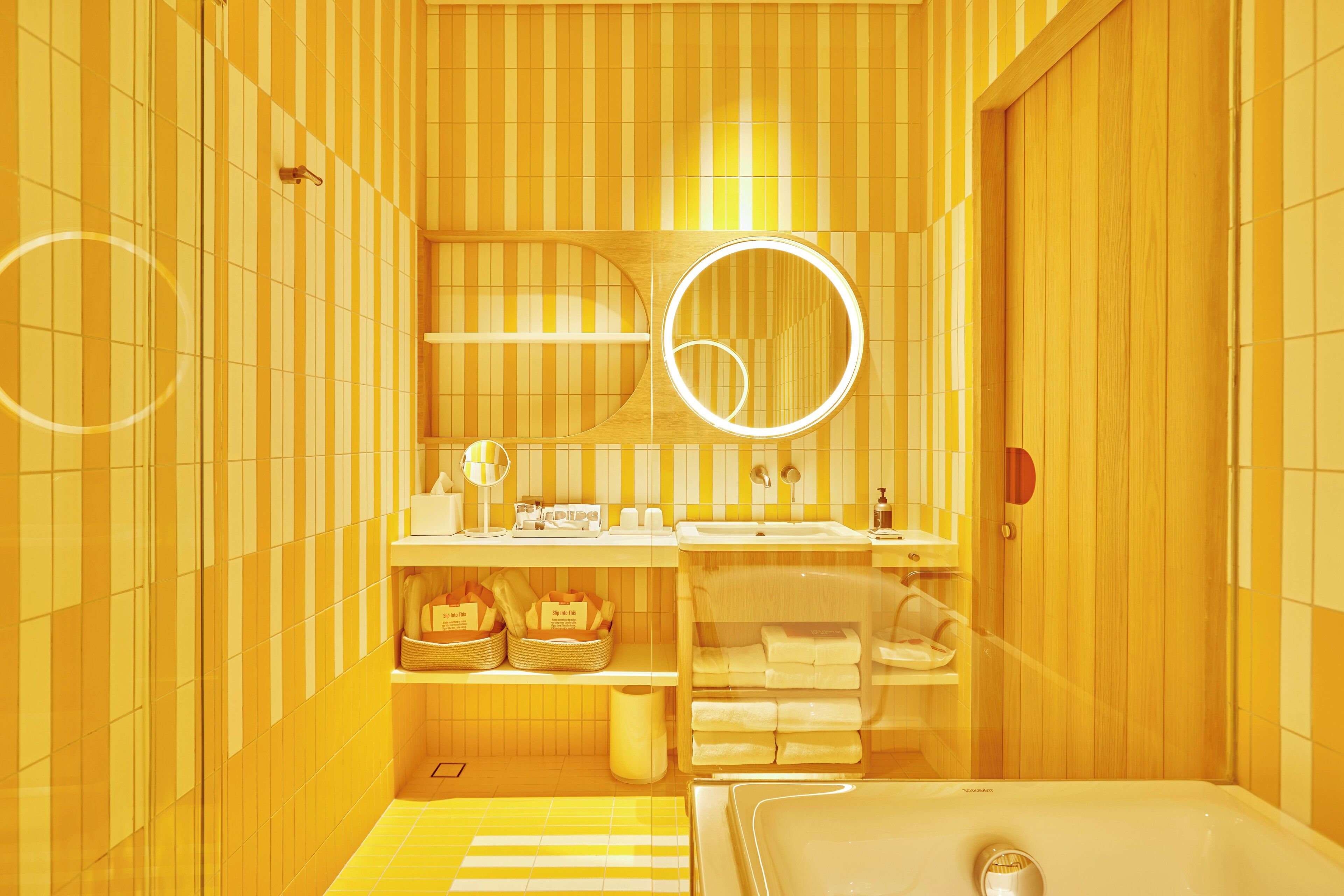 Photo - The Standard, Singapore