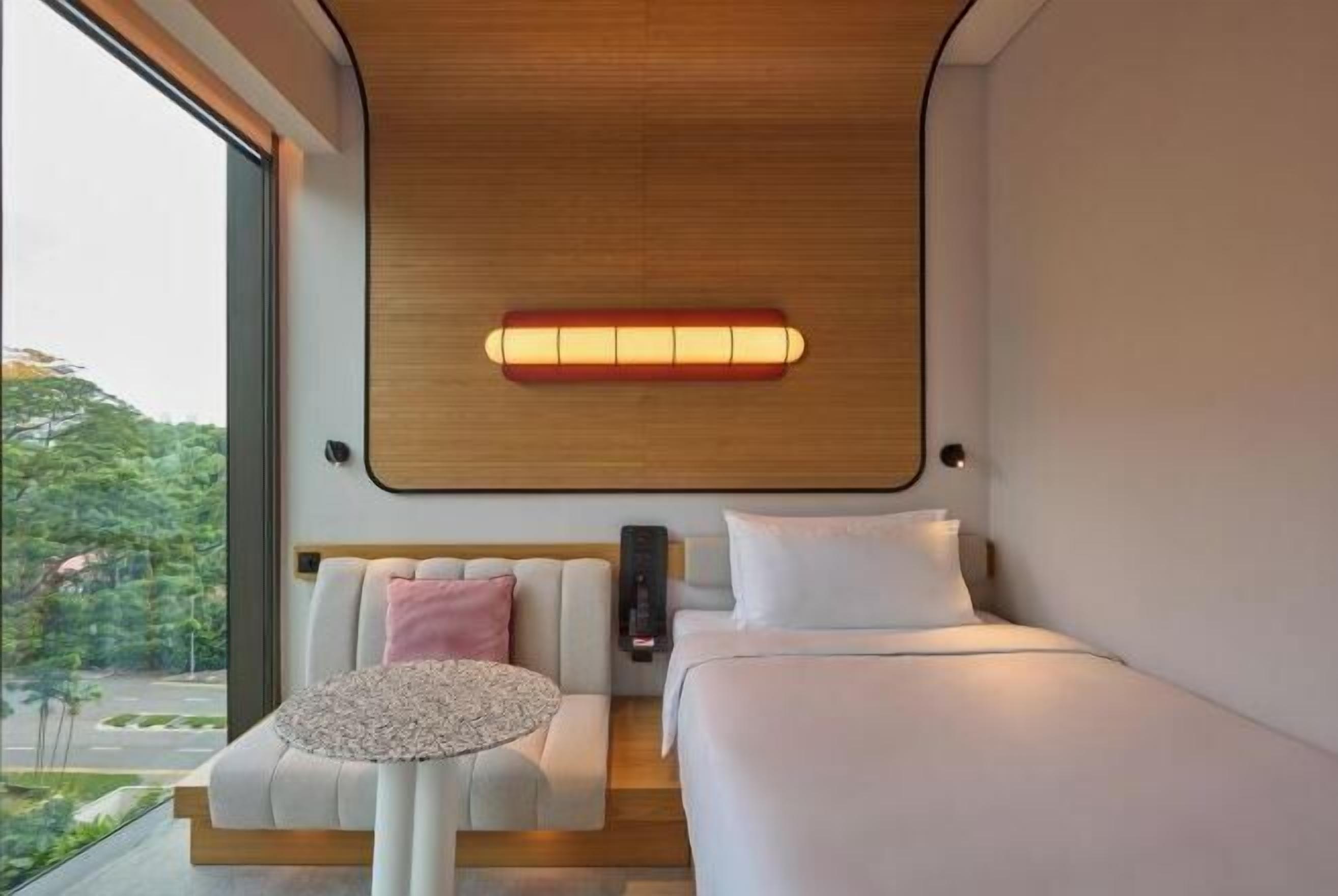 Minibar, in-room safe, desk, laptop workspace