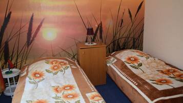 3 bedrooms, individually furnished, iron/ironing board