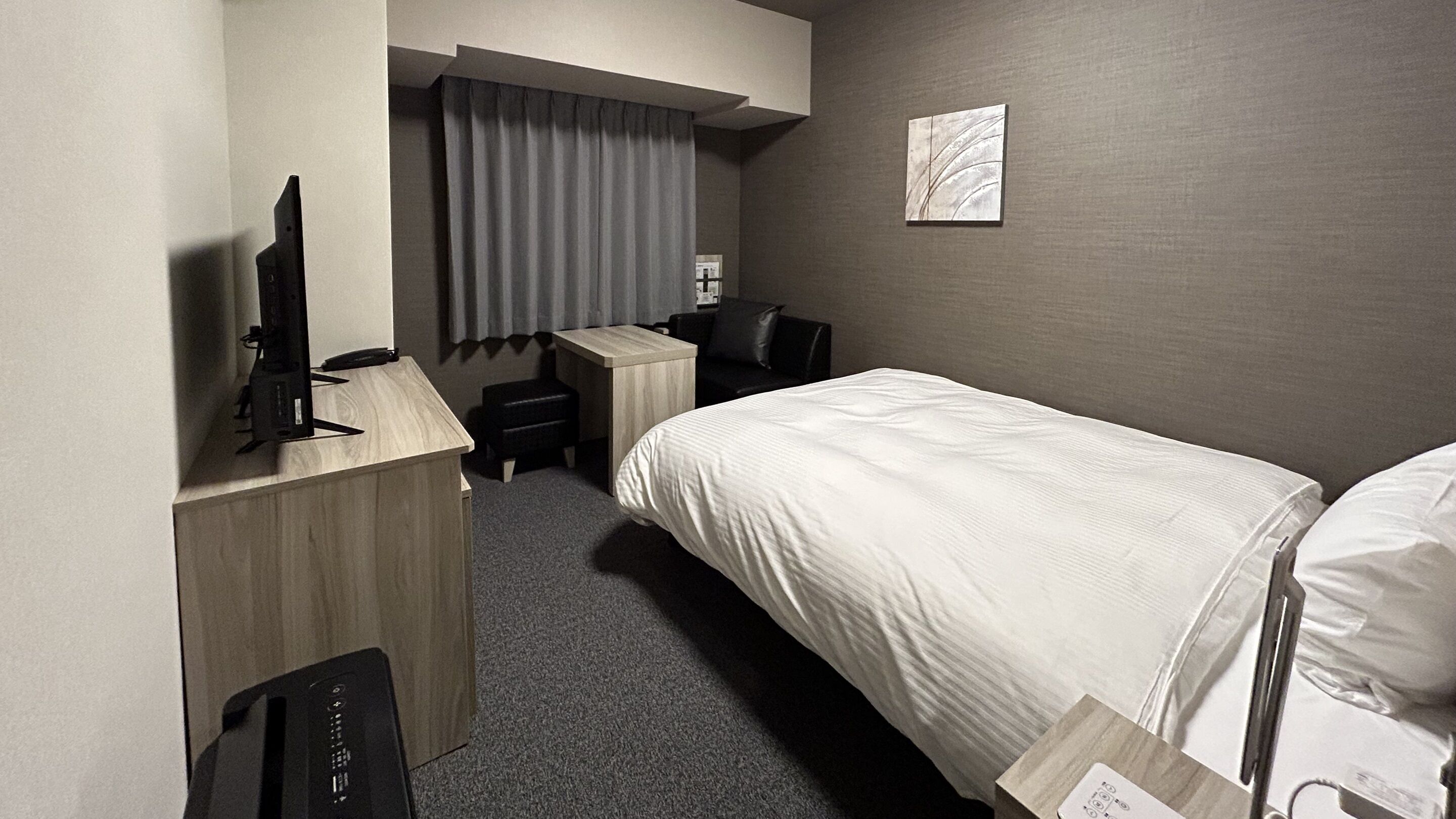 Desk, iron/ironing board (on request), free WiFi, bed sheets