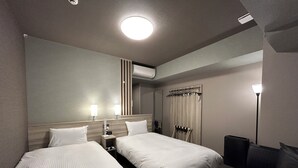舒適雙床房, 非吸煙房 | 書桌、熨斗/熨衣板、  免費無線上網、床單