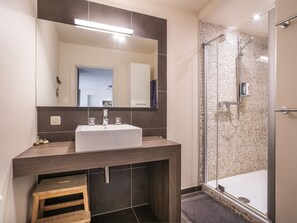 Apartment | Bathroom - Beautiful Apartment With Sea-view (Blankenberge)