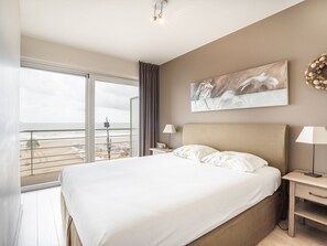 Apartment | 2 bedrooms, individually furnished, iron/ironing board - Beautiful Apartment With Sea-view (Blankenberge)