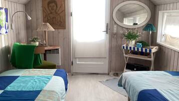 House | 2 bedrooms, individually furnished