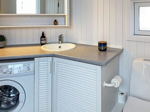 House | Bathroom - 7 Person Holiday Home in Fjerritslev (Fjerritslev)