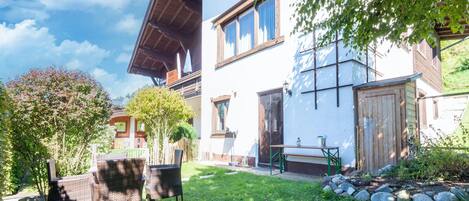 شقة | تناول الطعام بالخارج