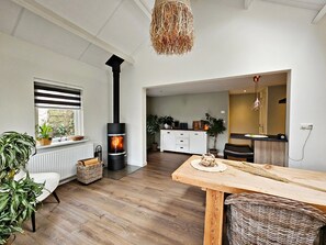 House | Tempat makan