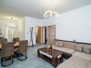 Dining - Duxperience Apartment (Dubrovnik)