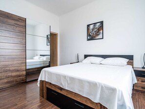 2 bedrooms, iron/ironing board - Duxperience Apartment (Dubrovnik)