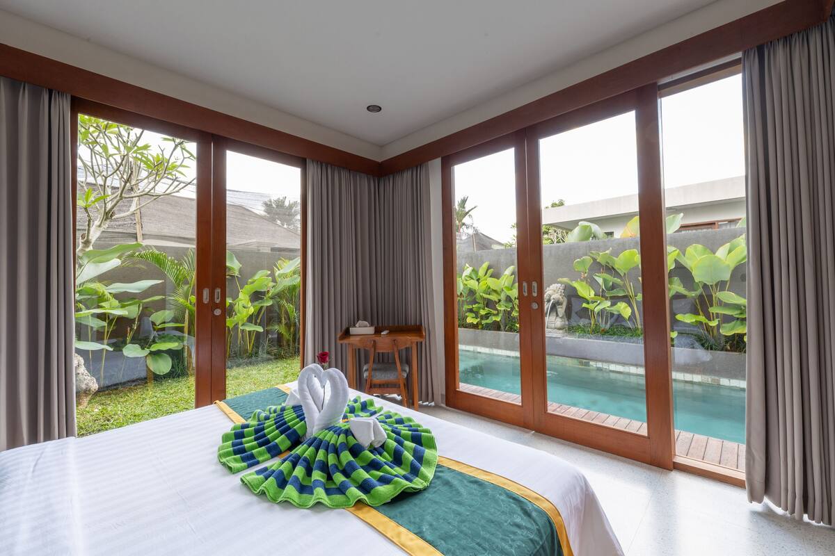 Villa, 1 Bedroom, Poolside | In-room safe, iron/ironing board (on request), WiFi (free), bed sheets