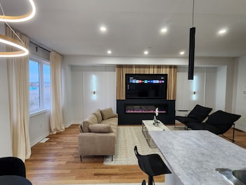 Exclusive Home in Niagara Falls