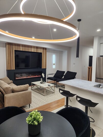 Exclusive Home in Niagara Falls