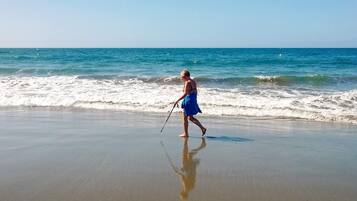 House | Beach | Fishing