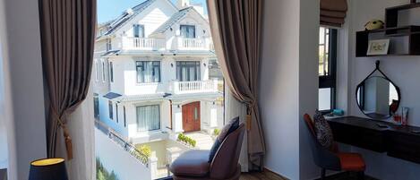 6 habitaciones, escritorio, tabla de planchar con plancha y wifi gratis